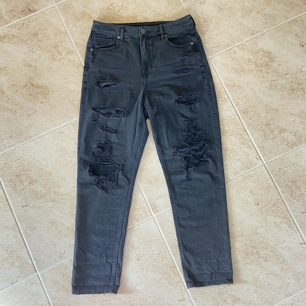 American Eagle Distresses High-Waisted Mom Jeans